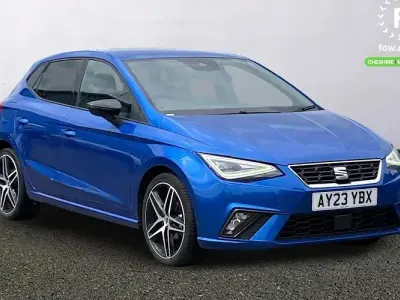 Usado Seat Ibiza FR 95 CV (69 kW) 2022 Azul Utilitario