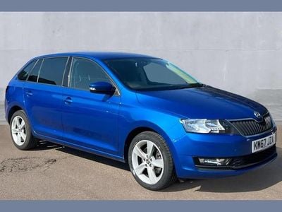Used Skoda 110 R SE 108 HP (79 kW) 2017 Blue Estate