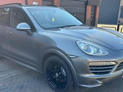 Used Porsche Cayenne 245 HP (180 kW) 2012 Grey SUV