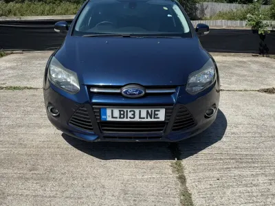 Used Ford Focus Zetec 2013 Blue Hatchback