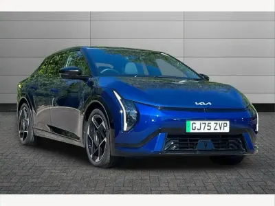 Begagnad Kia EV4