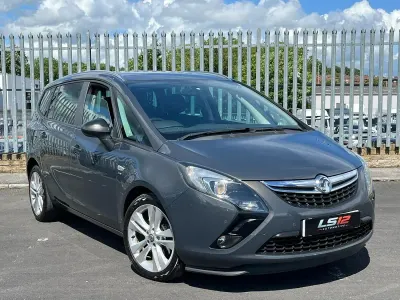 Used Vauxhall Zafira SRi 170 HP (125 kW) 2014 Grey MPV