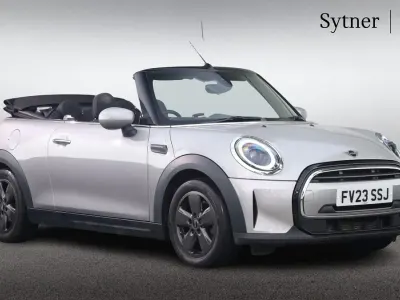 Used Mini Cooper Classic 134 HP (98 kW) 2023 Silver Hatchback
