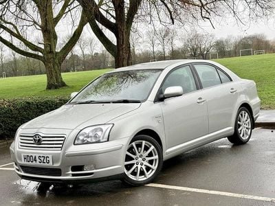 Silver Used 2004 Toyota Avensis Sedan | £2,995 (A bit pricey)
