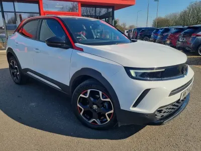 Second-hand Vauxhall Mokka SRi 130 CP (95 kW) 2021 Alb SUV