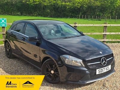 Usado Mercedes A180 SE 2017 Preto Citadino