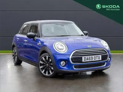 Used Mini Cooper Exclusive 134 HP (98 kW) 2019 Blue Hatchback