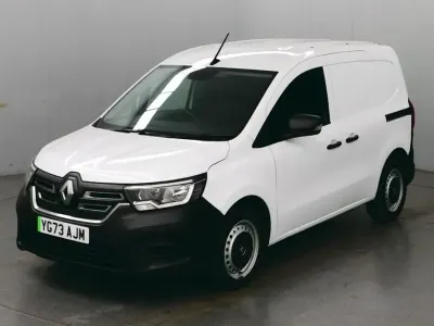 Usado Renault Kangoo 89 kW (122 CV) 2024 Blanco Monovolumen