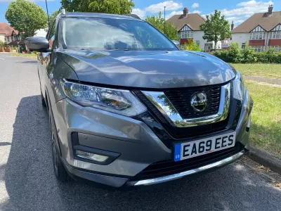Used Nissan X-Trail N-Connecta 159 HP (116 kW) 2019 Grey SUV