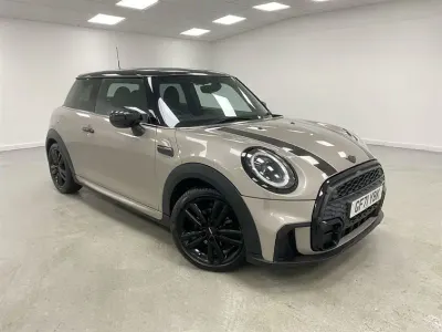 Używany Mini Cooper Hatch 2021 Szary Hatchback