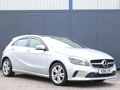 Used Mercedes A180 Executive 109 HP (80 kW) 2016 Silver Hatchback