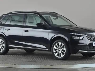 Gebraucht Skoda Kamiq SE Drive 95 PS (69 kW) 2023 Schwarz SUV