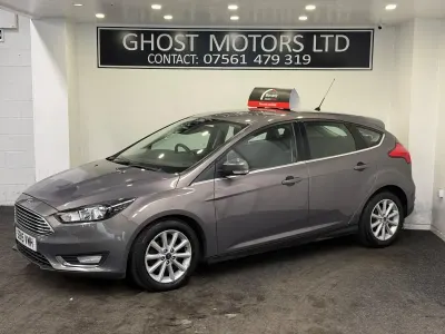 Used Ford Focus Titanium 98 HP (72 kW) 2015 Brown Hatchback