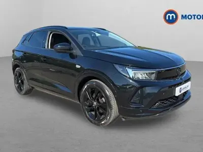 Używany Vauxhall Grandland X 131 KM (96 kW) 2023 Czarny SUV
