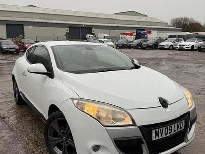 White Used 2009 Renault Mégane Coupé Dynamique Coupe | £1,750