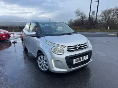 Usado Citroën C1 Feel 82 CV (60 kW) 2015 Gris Utilitario