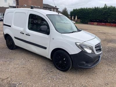 Mercedes Citan 109