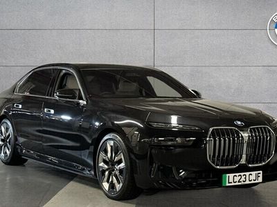 BMW i7