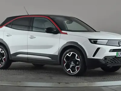 Used Vauxhall Mokka SRi 100 kW (136 HP) 2022 White SUV