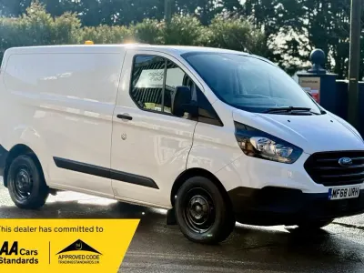 Used Ford Transit Custom Trend 130 HP (95 kW) 2018 White Van