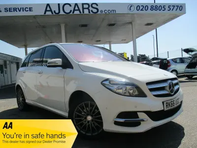 Usado Mercedes B250e 131 kW (179 CV) 2016 Blanco Monovolumen