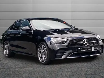 Second-hand Mercedes E300 AMG Line Premium 265 CP (194 kW) 2023 Negru Berlinǎ