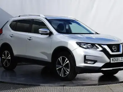 Used Nissan X-Trail N-Connecta 177 HP (130 kW) 2017 Silver SUV