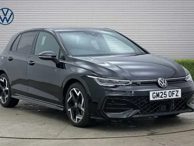 Used VW Golf VIII R-line 150 HP (110 kW) 2025 Black Hatchback