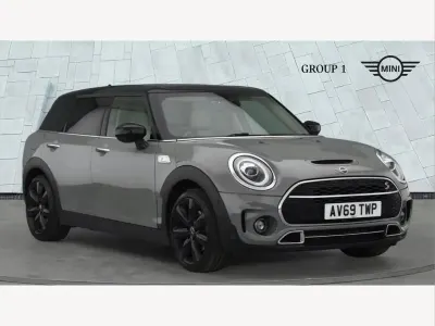 Usado Mini Cooper Clubman Exclusive 192 CV (141 kW) 2020 Gris Familiar