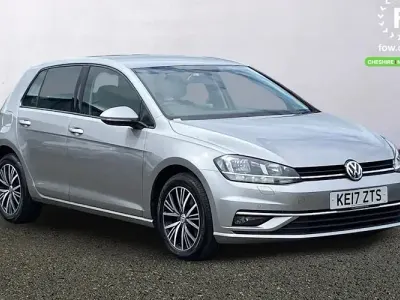 Second-hand VW Golf VII SE 116 CP (85 kW) 2017 Argintiu Hatchback