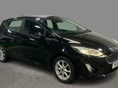 Second-hand Ford Fiesta Zetec 100 CP (73 kW) 2019 Negru Hatchback