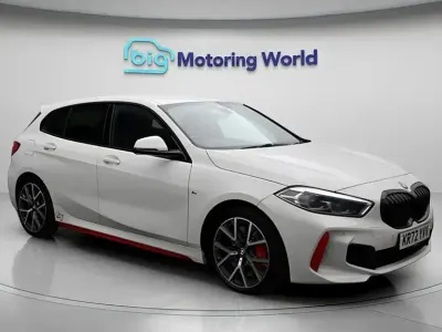 Begagnad BMW 128 265 HK (194 kW) 2022 Vit Halvkombi