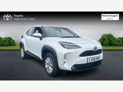 New Toyota Yaris 2026 White Hatchback