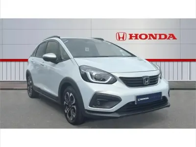 Używany Honda Jazz Hybrid 109 KM (80 kW) 2023 Biały Hatchback