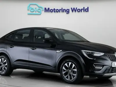Used Renault Arkana Evolution 145 HP (106 kW) 2024 Black SUV