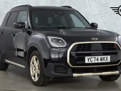 Used Mini Countryman 215 HP (158 kW) 2024 Black SUV