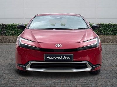 Used Toyota Prius 2025 Red Hatchback
