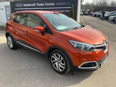 Used Renault Captur Dynamique 90 HP (66 kW) 2013 Orange SUV