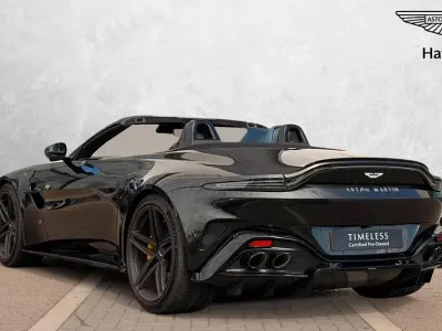 New Aston Martin V8 Vantage 680 HP (500 kW) 2026 Green Cabriolet