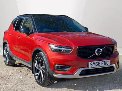Usado Volvo XC40 R-Design Pro 190 HP (139 kW) 2020 SUV