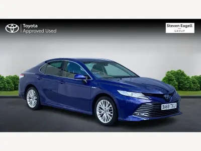 Used Toyota Camry 218 HP (160 kW) 2019 Blue Sedan