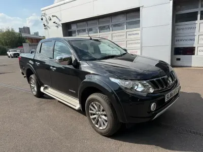 Used Mitsubishi L200 Warrior 178 HP (130 kW) 2016 Black Pickup