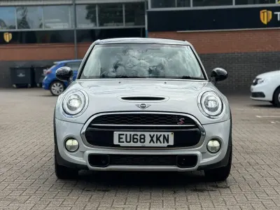 Used Mini Cooper S Hatch 192 HP (141 kW) 2018 Silver Hatchback