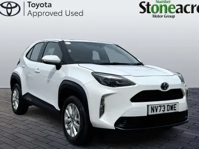 Used Toyota Yaris 116 HP (85 kW) 2024 White Hatchback