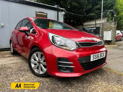 Used Kia Rio 2016 Red Hatchback
