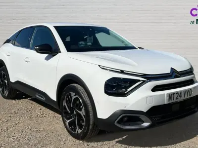 Used Citroën C4 PureTech 131 HP (96 kW) 2024 White SUV
