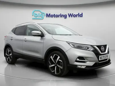Begagnad Nissan Qashqai S 160 HK (117 kW) 2020 Silver SUV