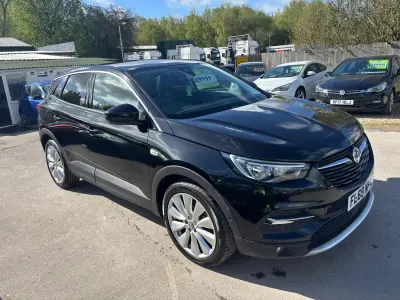 Used Vauxhall Grandland X Elite 130 HP (95 kW) 2019 Black SUV