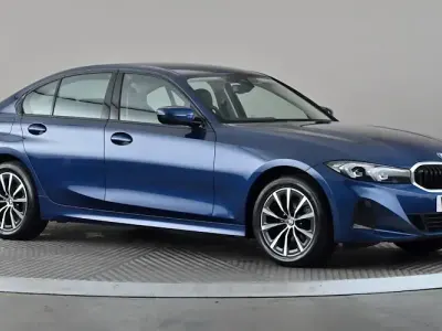 Used BMW 320 Sport Line 184 HP (135 kW) 2023 Blue Sedan