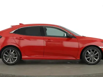 Used Honda Civic SR 2020 Red Hatchback